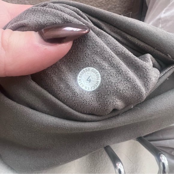 Lululemon wunder train crisscross waist legging - Picture 6 of 7